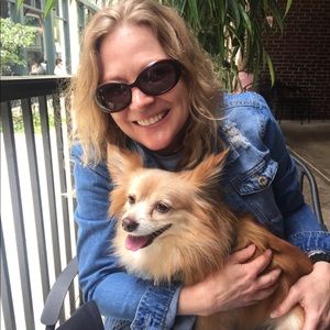 Meet your Posher, Leslie